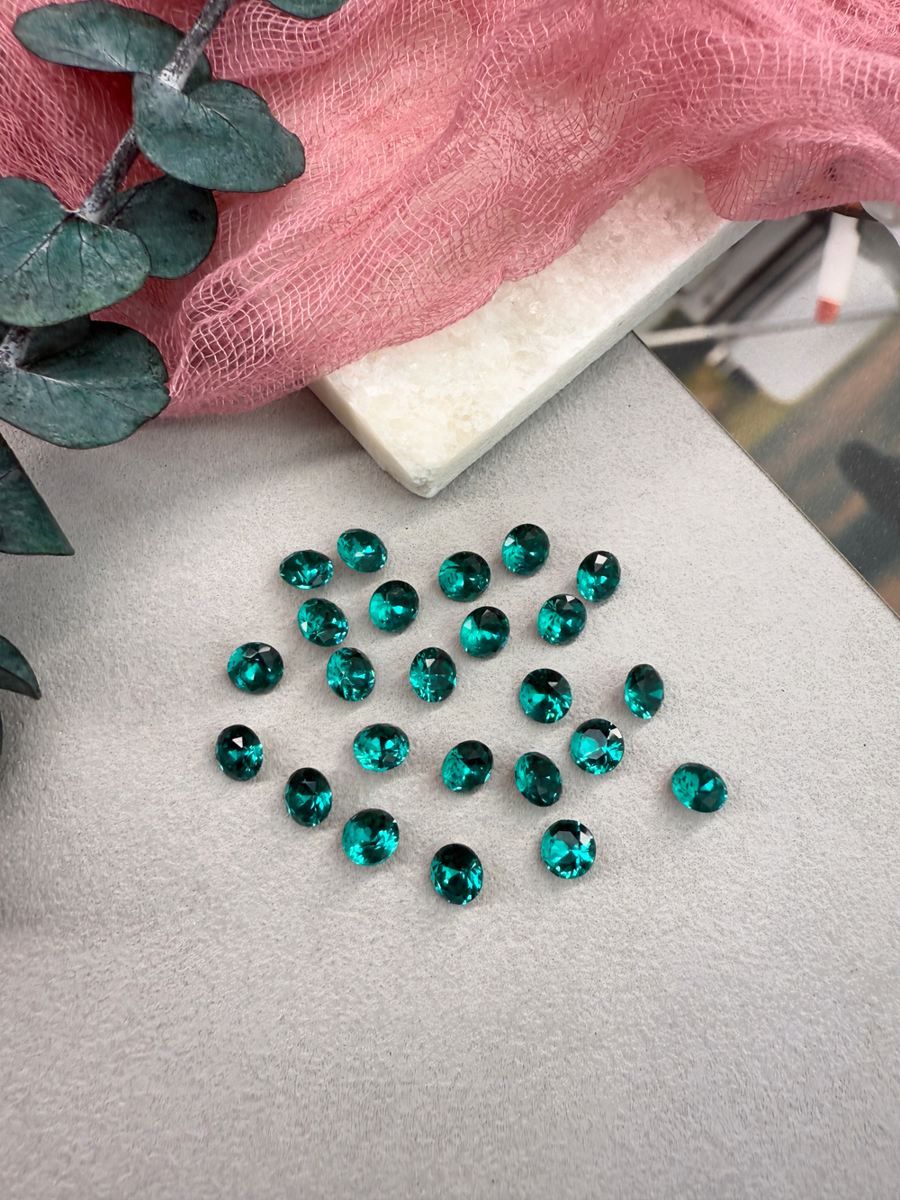 Шатон Chatone 8 мм (ss39), Blue zircon