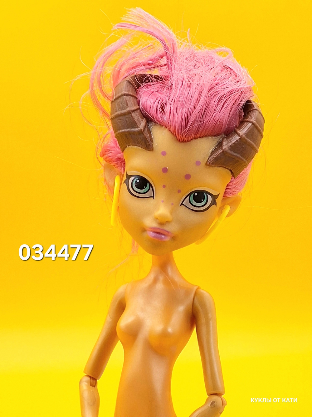 Кукла Монстр Хай винтаж кукла Гильда Голдстаг (Gilda Goldstag) Monster High 034477