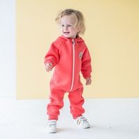 Комбинезон с клапаном и капюшоном "Яркий коралл" утепленный