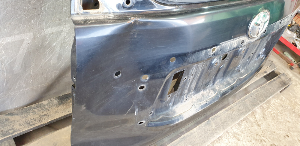 Крышка багажника Toyota Land Cruiser Prado 150 13-17 Б/У Оригинал 6700560F90