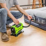 Компрессор автомобильный аккумуляторный Greenworks Арт. 3400807UA, 24V / 12V (от прикуривателя автомобиля), c АКБ 2Ач и ЗУ в сумке