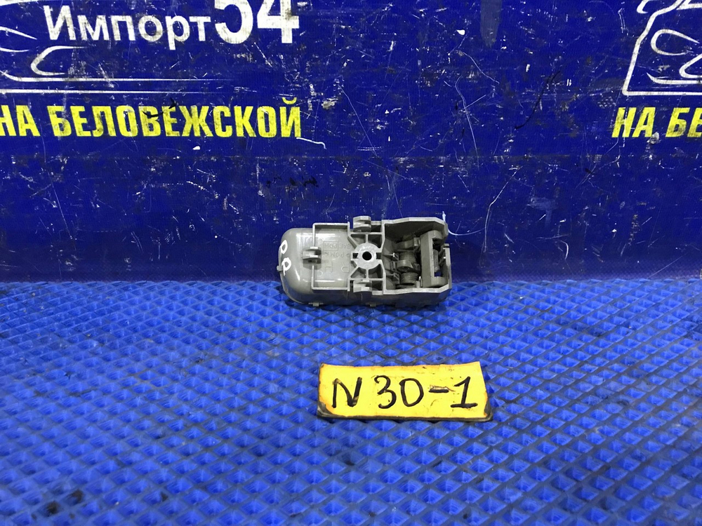 Ручка двери задней правой салонная NISSAN R’NESSA 1999