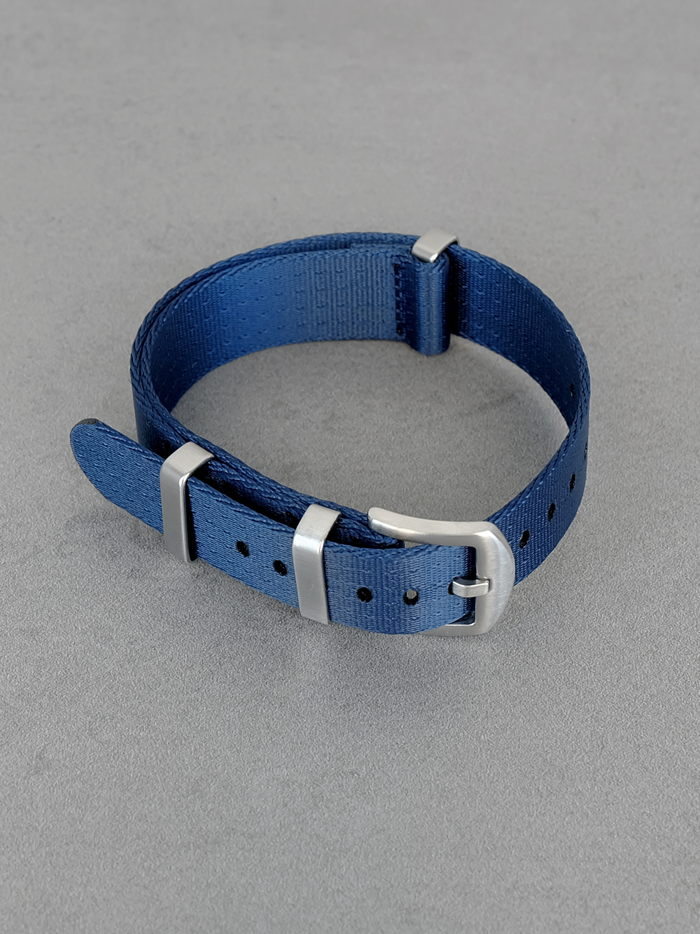 Nato Strap Premium - нейлоновый ремешок для часов