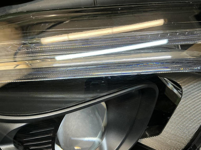 Фара правая Mercedes GLE V167 (2018-2024) LED