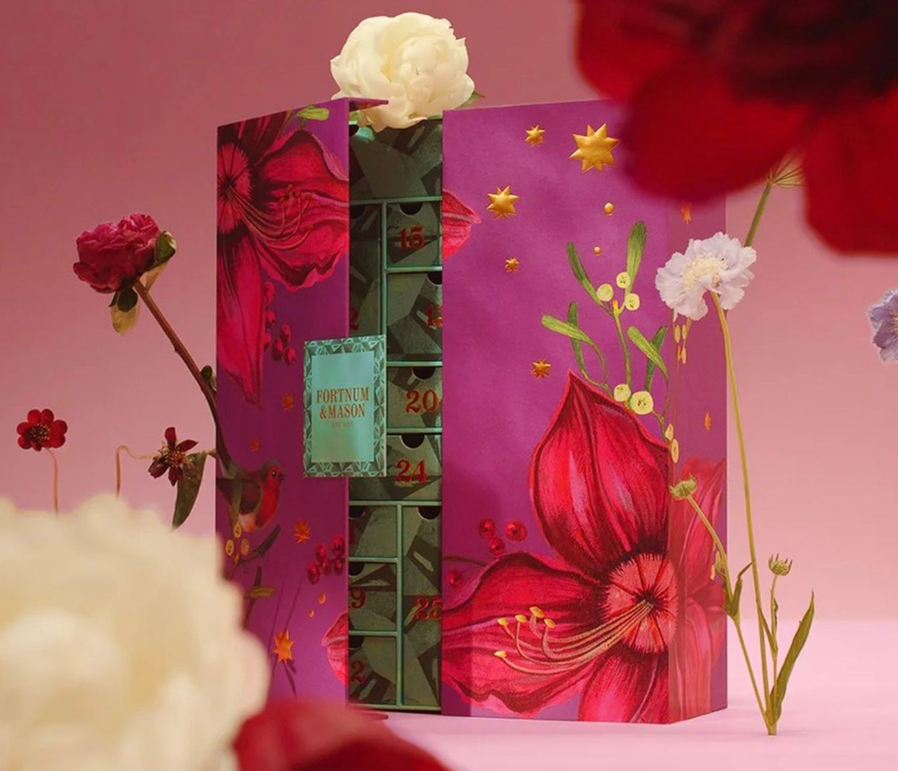 Fortnum & Mason Бьюти Адвент-календарь 2026 на 24 дня (25 средств внутри)