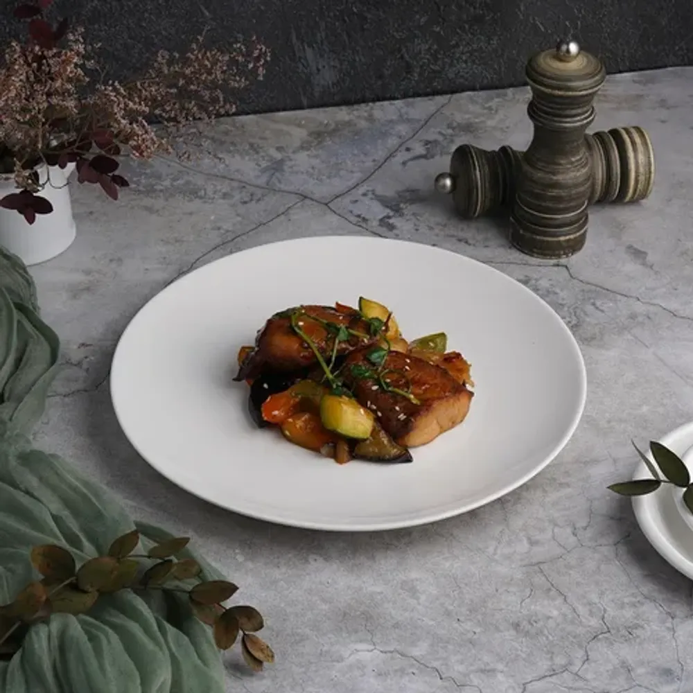 Тарелка d 25,5 см h2,7 см без борта белая фарфор P.L. Proff Cuisine [6]