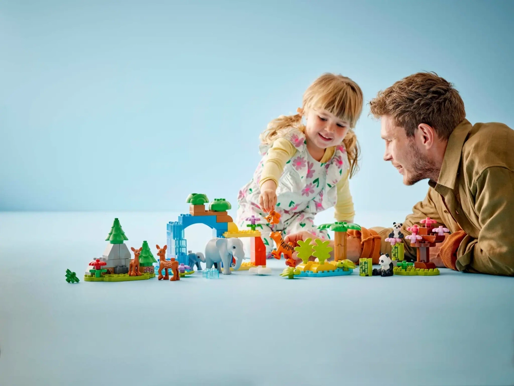 Конструктор LEGO Duplo 10446 Семейства диких животных 3в1