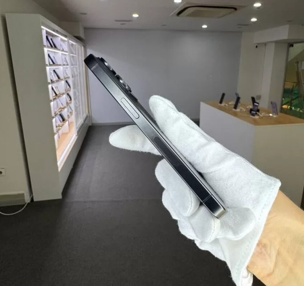 iPhone 15 Pro, 256 ГБ б/у