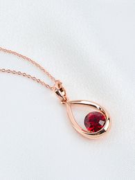 С кристаллами Swarovski