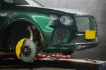Карбон керамическая тормозная система Bentley Bentayga Рестайлинг 2020+ Бентли Тормоза Суппорт Тормозные диски Колодки
