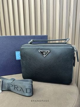 Сумка черная от Prada BP5-303030