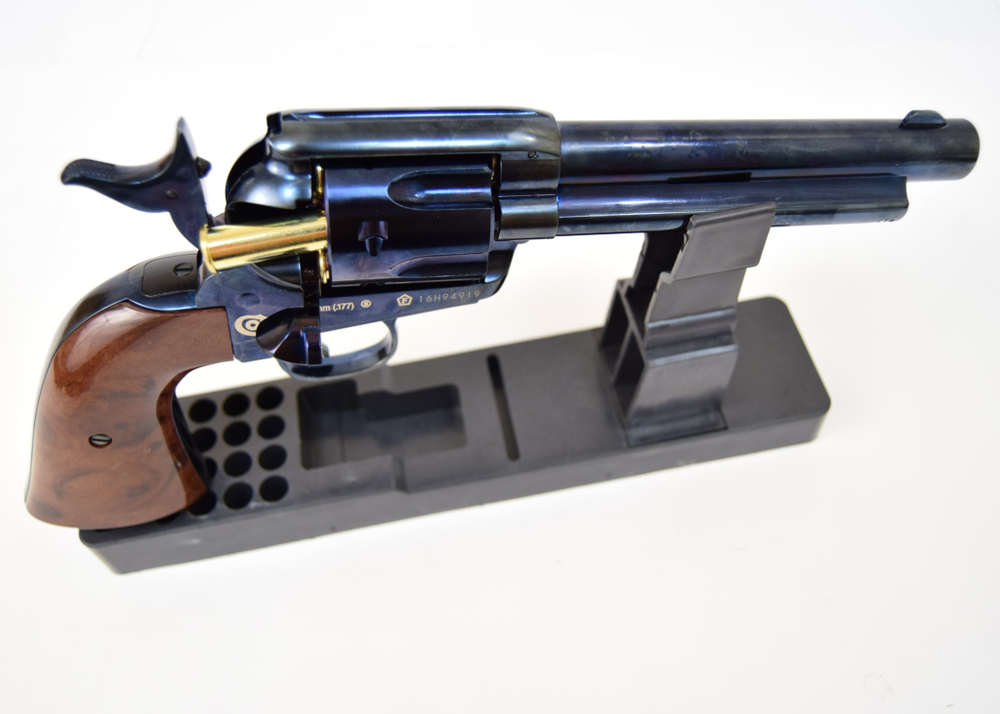 Пневматический револьвер Umarex Colt SAA.45 BB Blued