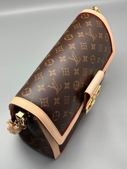 Сумка Louis Vuitton