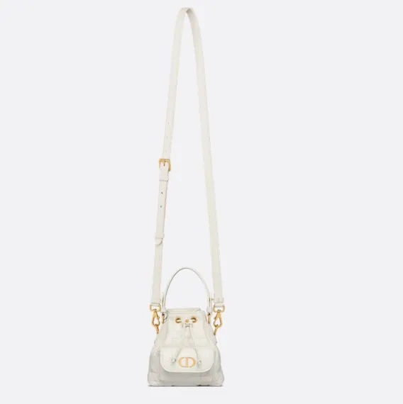 Рюкзак Dior Caro белый, модель среднего формата