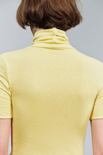 ФУТБОЛКА С КОРОТКИМИ РУКАВАМИ — ZARA