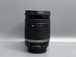 Canon EF-S 18-200mm f/3.5-5.6 IS трещина на корпусе