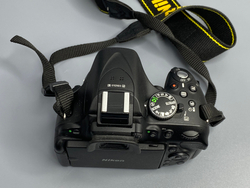 Nikon D5200 + Kit 18-55mm 10 420 кадров
