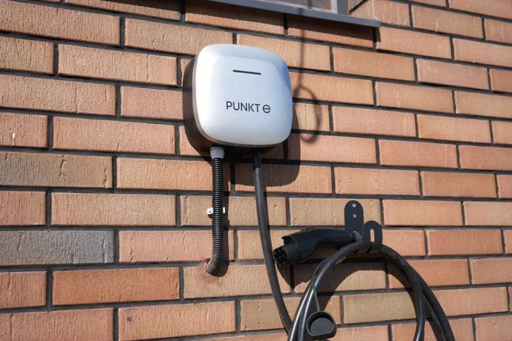 Зарядная станция PUNKT E HOME mini GB/T 4G, 22 кВт - 3