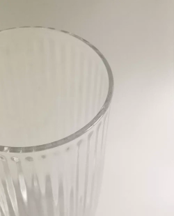 ZARA HOME СТАКАН ДЛЯ ПРОХЛАДИТЕЛЬНЫХ НАПИТКОВ ИЗ СТЕКЛА С УЗОРОМ В ПОЛОСКУ, ПРОЗРАЧНЫЙ