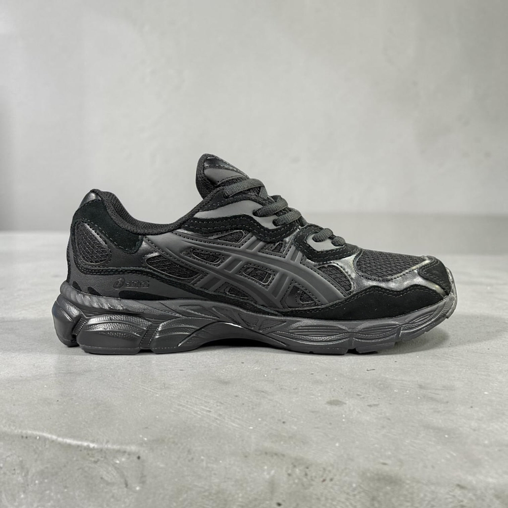 Asics GEL-NYC Winter • Total Black