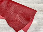 Красная кожа Capra Crocco Red натуральная текстура