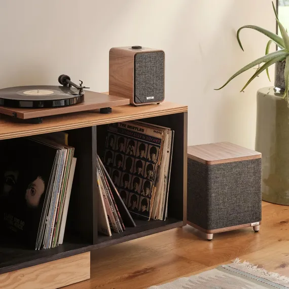 Ruark RS1 MK rich Walnut