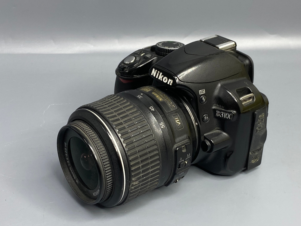 Nikon D3100 Kit 18–55mm — 70 200 кадров
