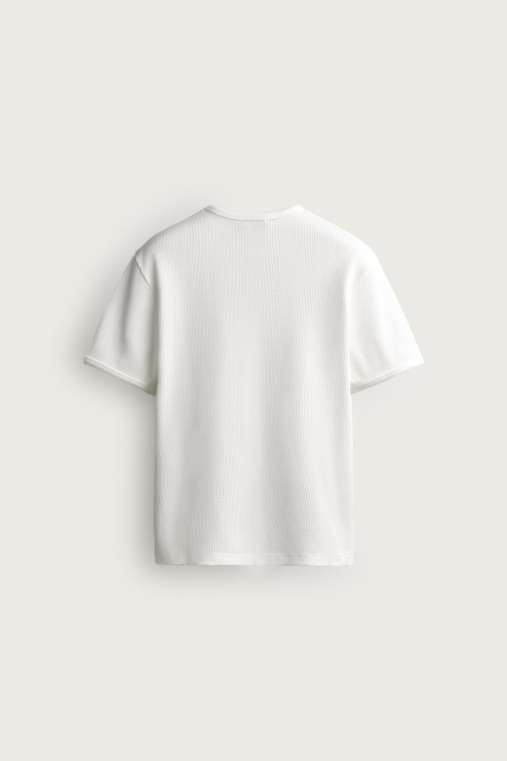 ФУТБОЛКА ИЗ РИФЛЕНОГО ТРИКОТАЖА — ZARA