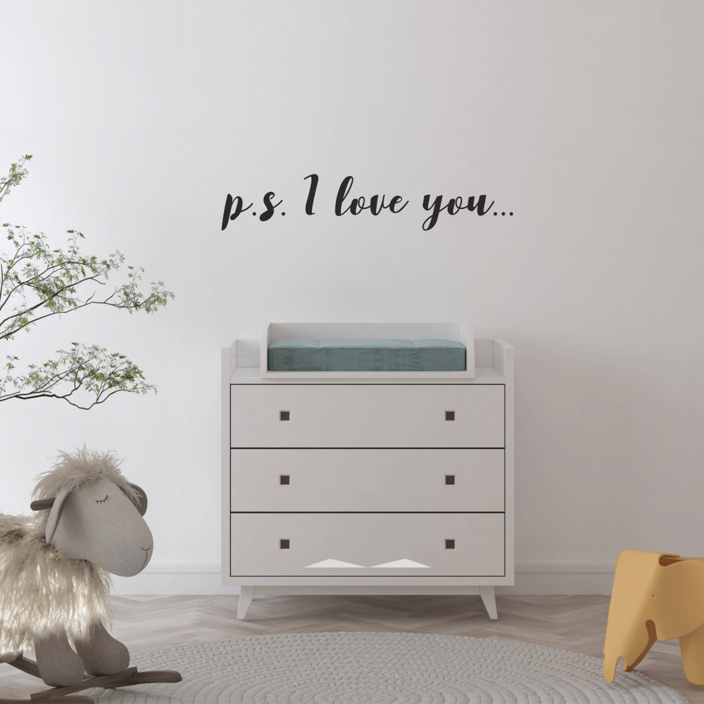 Надпись на стену  "p.s. I love you"