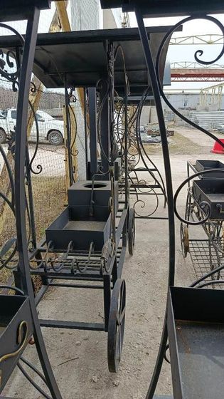 Мангал Карета с плитой МК004