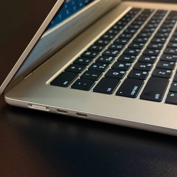 Б/У Ноутбук Apple MacBook Air 15 M2 8\256 Starlight 95% (WQVXLW34RM)