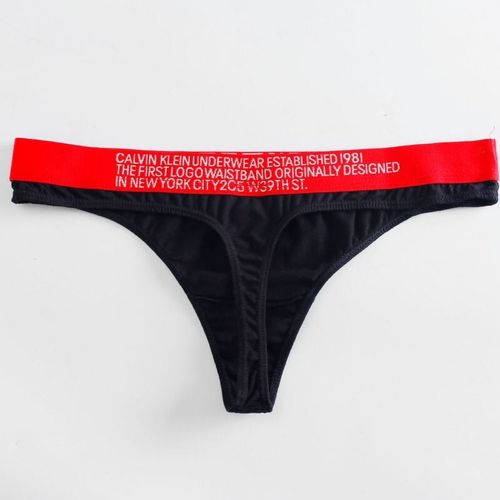 Женские трусы стринги черные Calvin Klein Women Statement 1981 Женские трусы стринги черные Calvin Klein Women Statement 1981