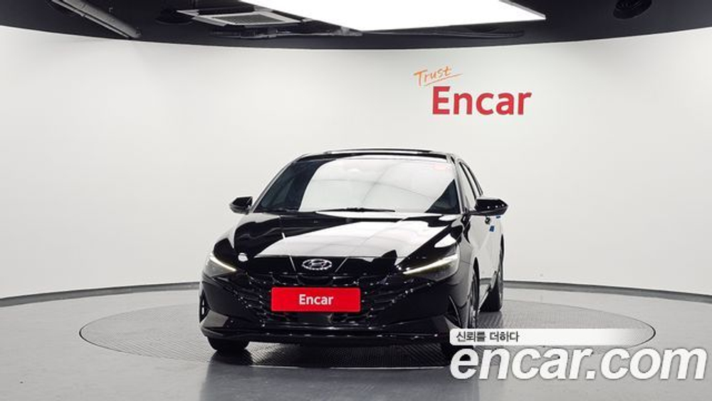 Hyundai AVANTE 1.6 — 2023