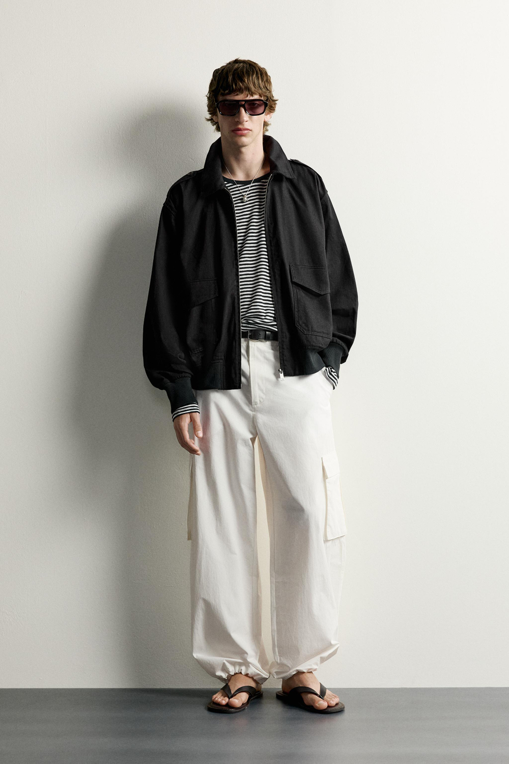 КУРТКА RELAXED FIT С ЭПОЛЕТАМИ — ZARA