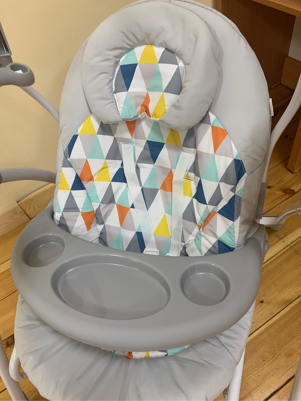 Стул для кормления -электрический качель LUXMOM 901 светло-серый