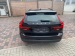 Volvo V60 B3 Kombi Core (с пакетом NAVI, LED, AHK)