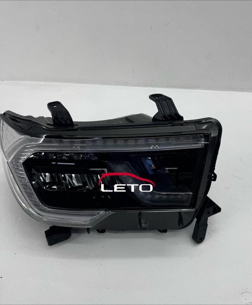 Фара правая LED 81110-0C190 811100C190 Фара правая LED 81110-0C190 811100C190