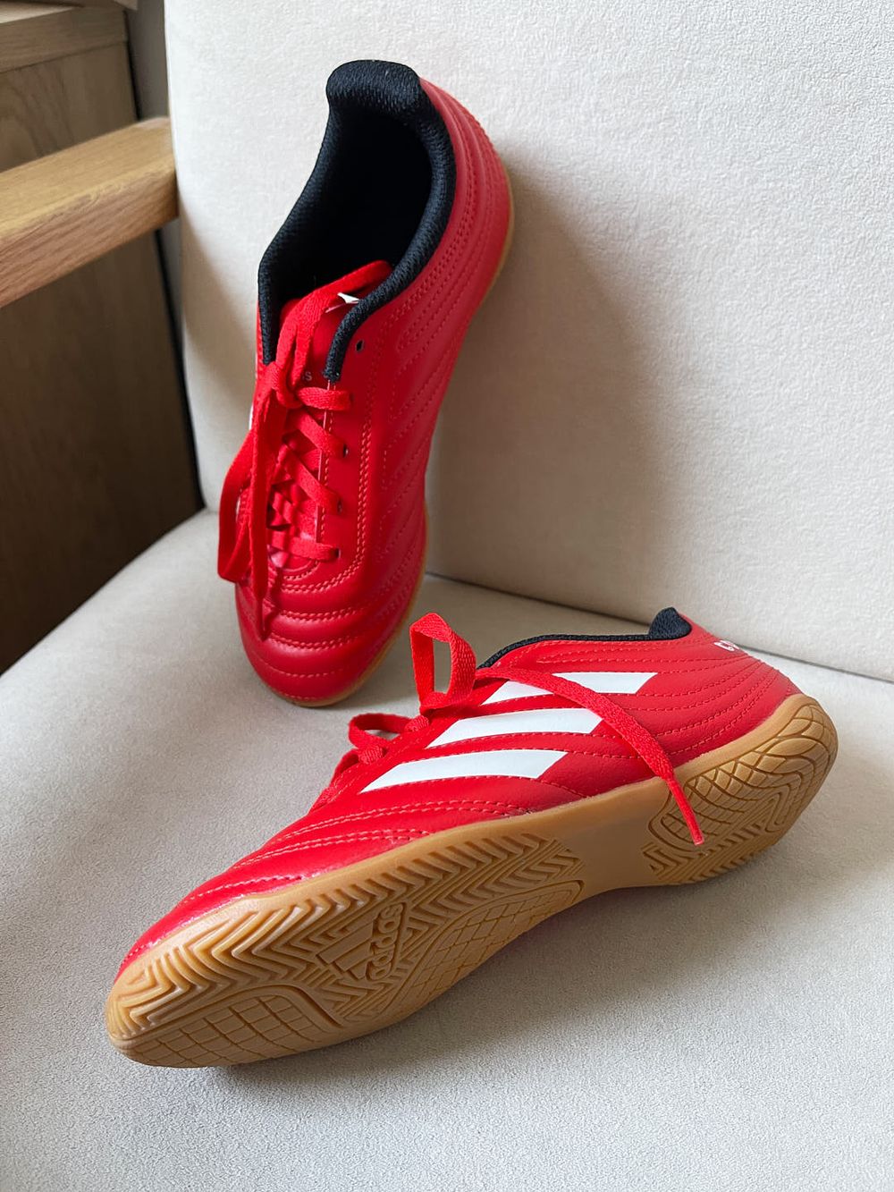 Новые бутсы Adidas, 32