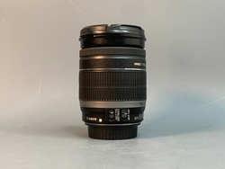 Canon EF-S 18-200mm 3.5-5.6 IS