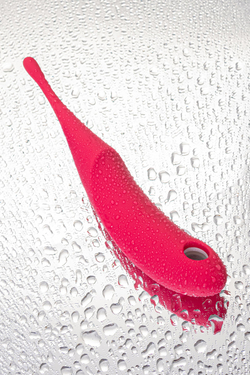 Вакуум-волновой бесконтактный стимулятор клитора Satisfyer Twirling Pro, красный.