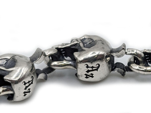 Браслет серебряный Skulls AZB-041
