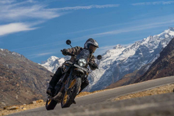 Royal Enfield Himalayan 450 Hanle Black (Premium) (бескамерные шины)