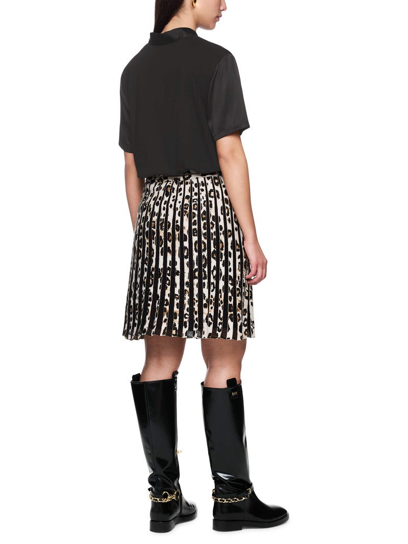 Marc-Cain-Co_HerbstWinter-2025_900_ZC-55.01-J15_3