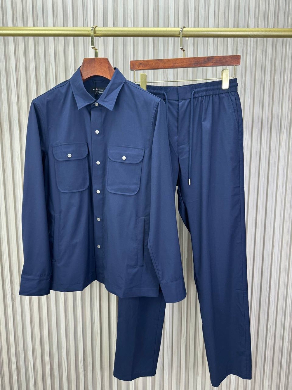 Прогулочный костюм Kiton
