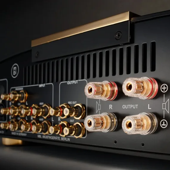 MBL C51 Integrated Amplifier White Palinux