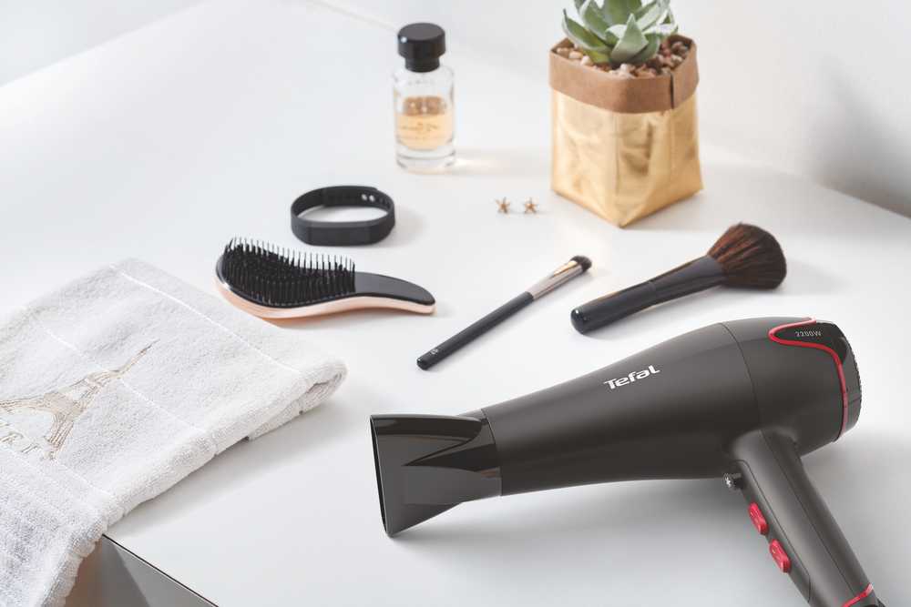 Фен Tefal Motion Dry HV5700D8