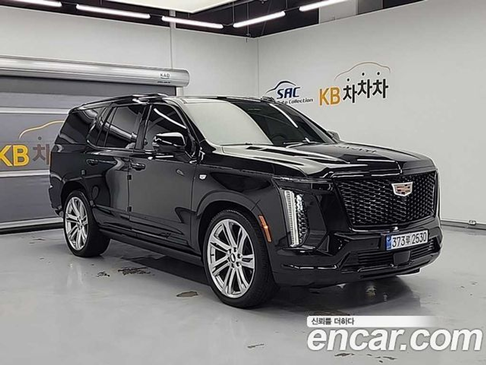Cadillac Escalade 6.2 — 2025