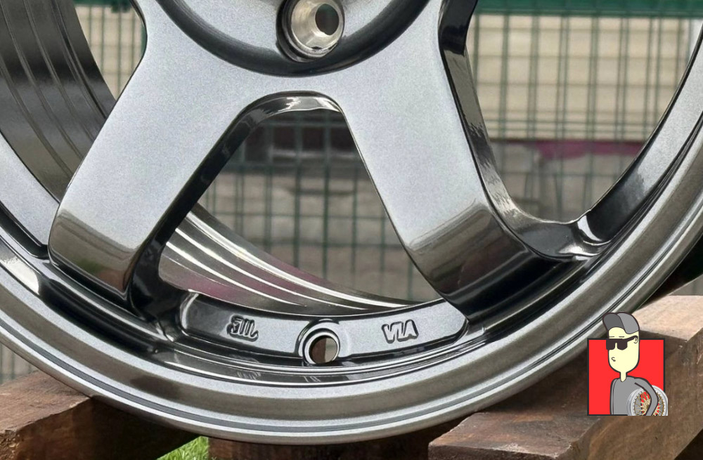 Комплект дисков Rays TE37 16x7 et35 5x114.3
