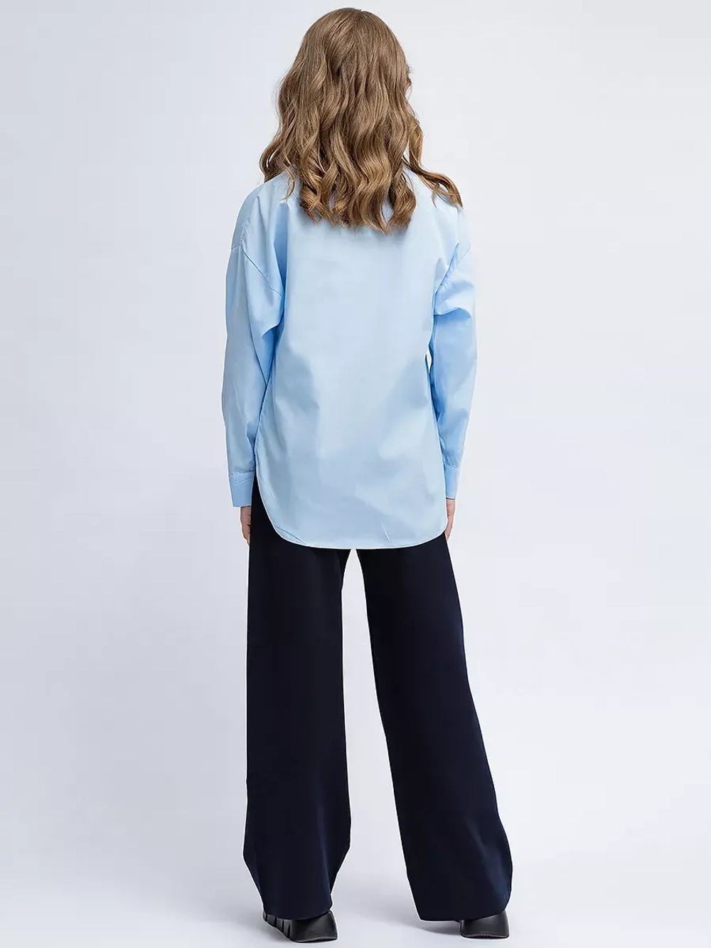 Школьная рубашка классическая oversize