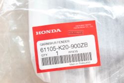 61105-K20-900ZB. GARNISH, R. FR. FENDER *NH1*